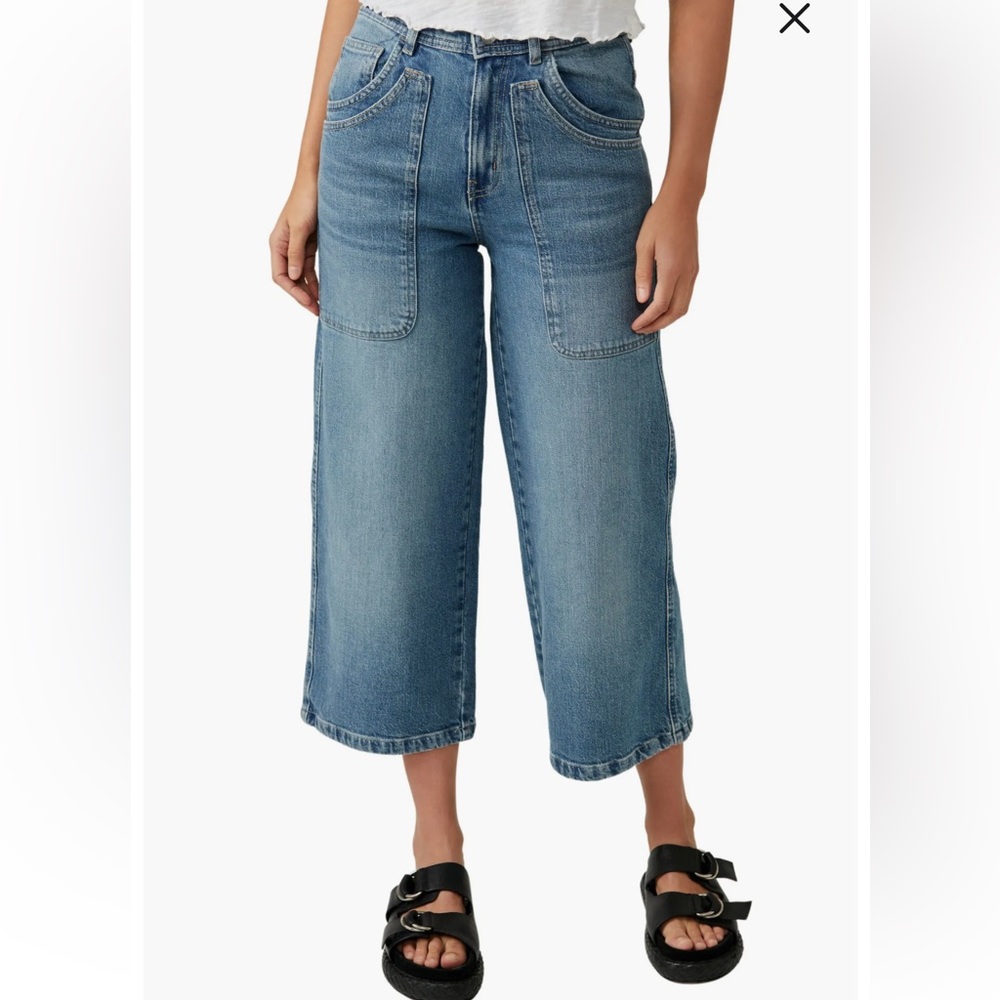 Free People We The Free Piper Midrise Crop Wide Leg Jean in Celeste